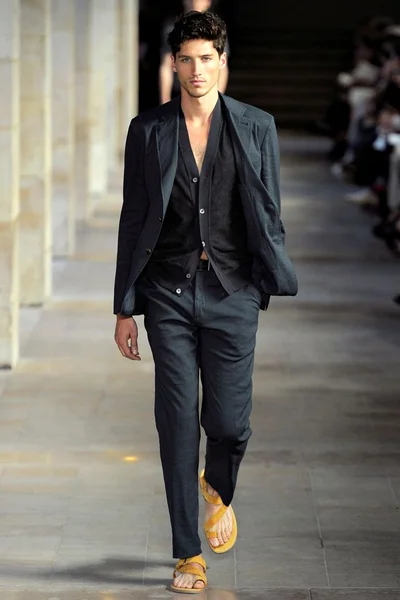Look 6